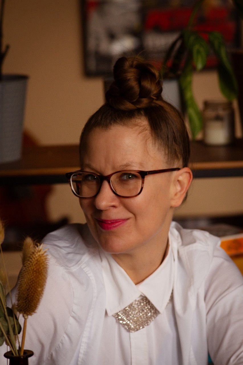 Suvi Hänninen – Pukusuunnittelija *Haastattelusarja