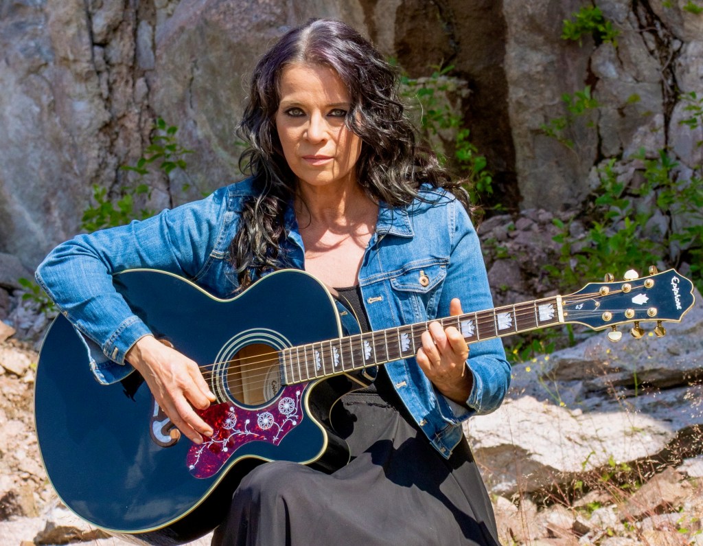 Minna Ora – Lauluntekijä *Haastattelusarja